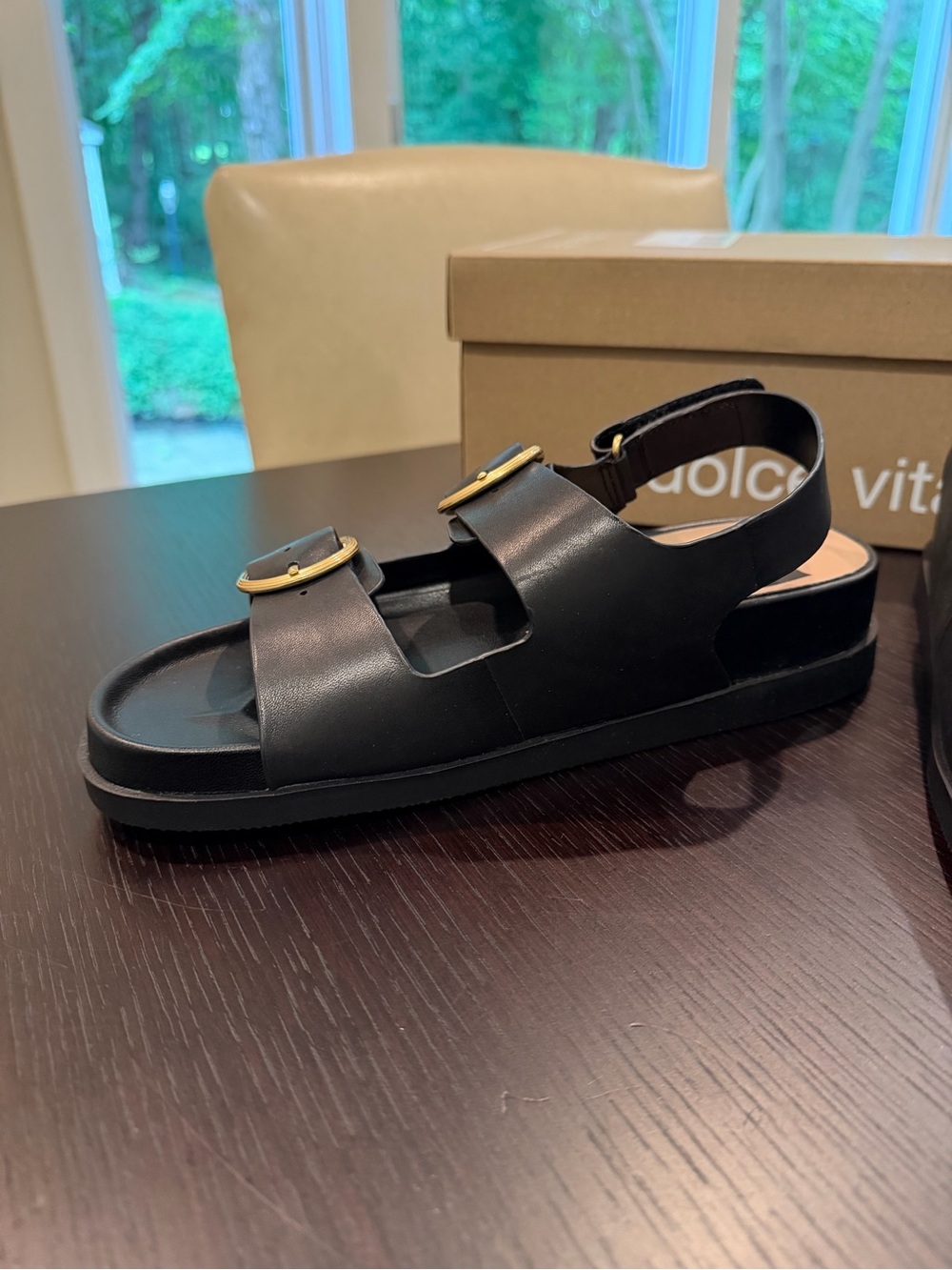 BRAND NEW Dolce Vita Starla Black Leather Sandals with Gold Buckles - Picture 4 of 9